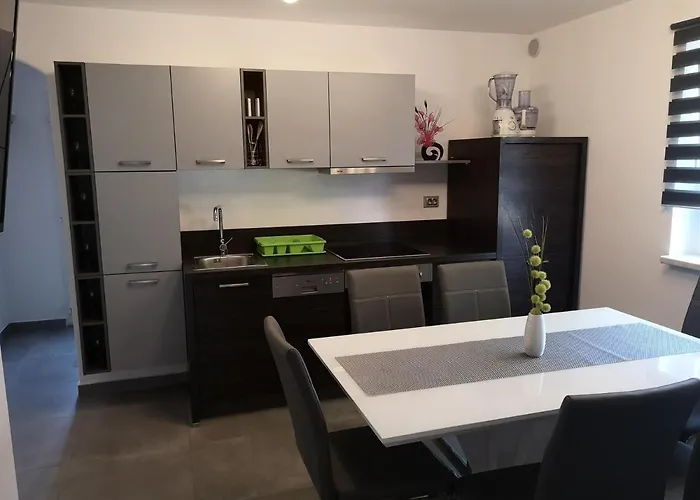 App Vanja 6170 كاتيز أوب سافي